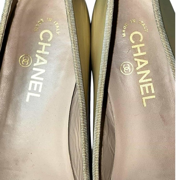 Chanel Patent Leather Bow CC Logo Ballet Ballerina Flats Slip On Shoes Size 42 - Picture 3 of 10